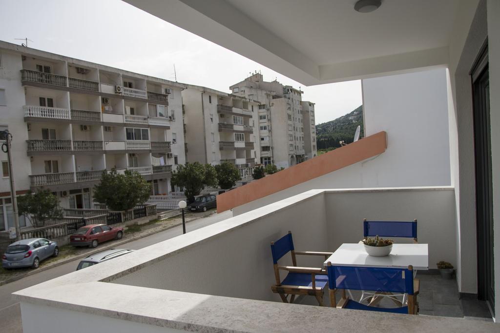 Apartments Brezanin 苏托莫雷 外观 照片